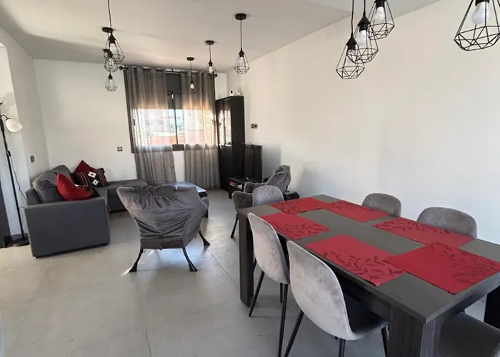 Casa Con Piscina Y Parking En Roda De Berà
