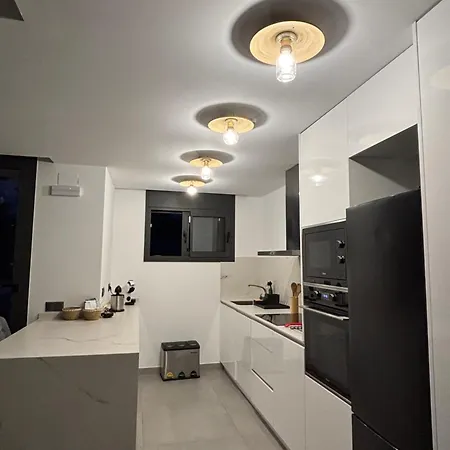 Casa Con Piscina Y Parking En Tatil Evi *