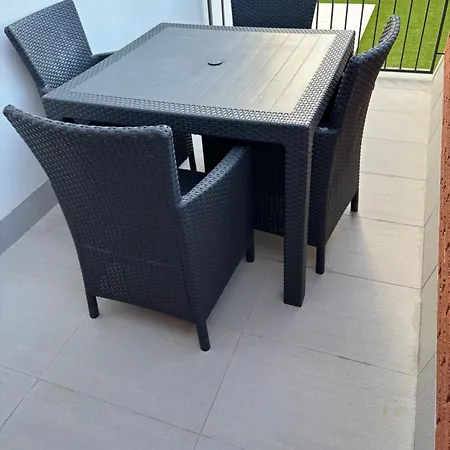 Casa Con Piscina Y Parking En Roda de Bará